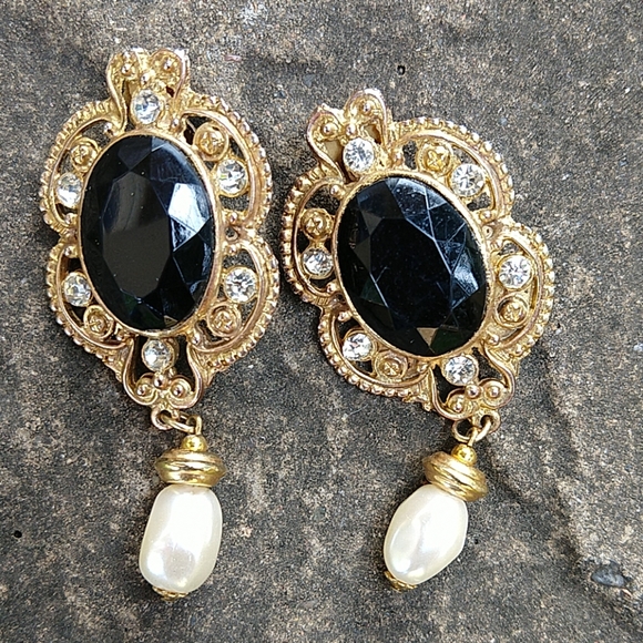Vintage doorknocker clip on earrings - Picture 8 of 8